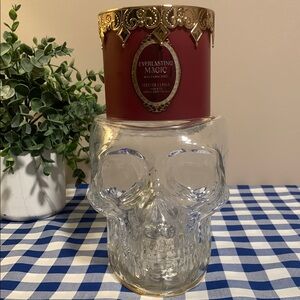 Bath and Body Works Multicolored Light Up Clear Glass Skull Candle Holder